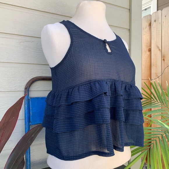 Kimchi Blue crop sheer tank - Picture 2 of 14